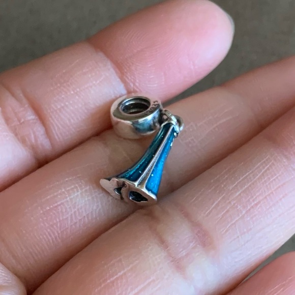 NWOT Disney Princess Elsa’s Dress Dangle Charm Sterling Silver 925 - Picture 11 of 11